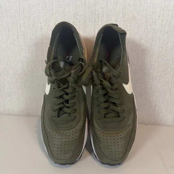 Nike Waffle One Leather Medium Olive Size 9.5 - Picture 12 of 16